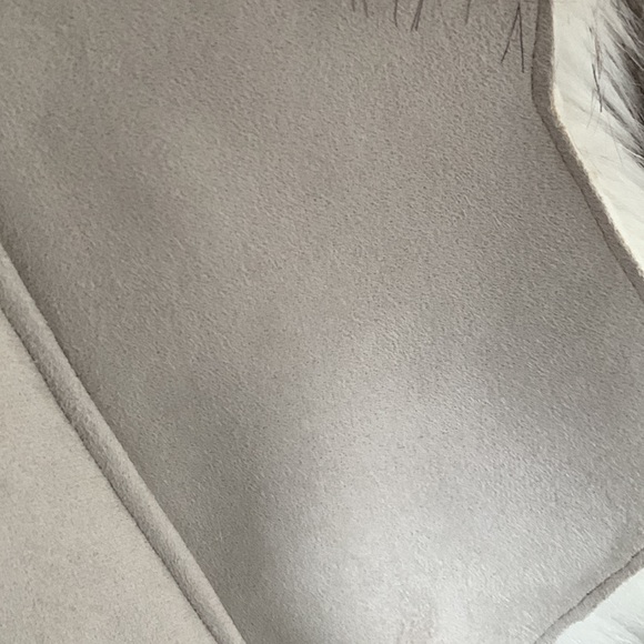 Faux fur Jacket - Picture 8 of 12